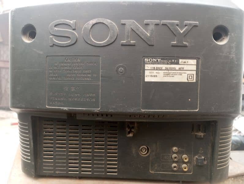 Sony colour TV made in Japan 1