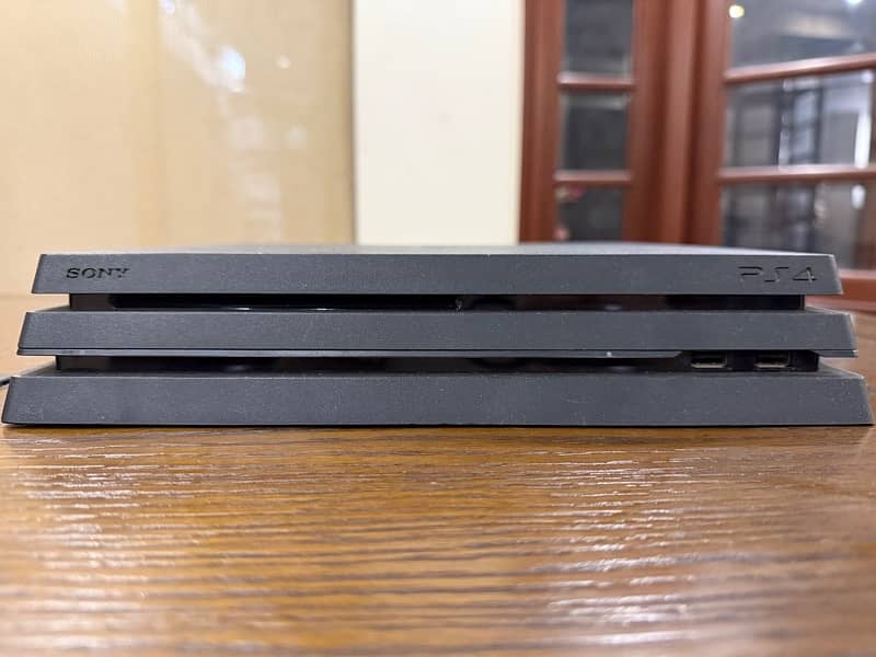 PS4 Pro 1TB with Two Controllers 2