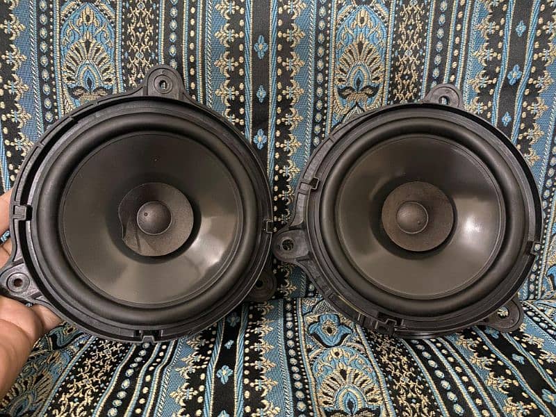 Suzuki alto japnies door speakers 3