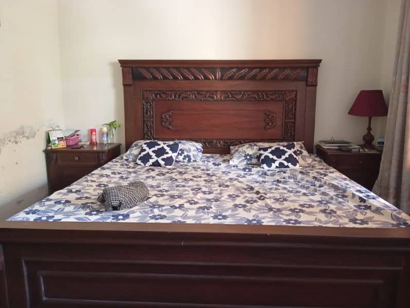 Double Bed Available for Sale 0