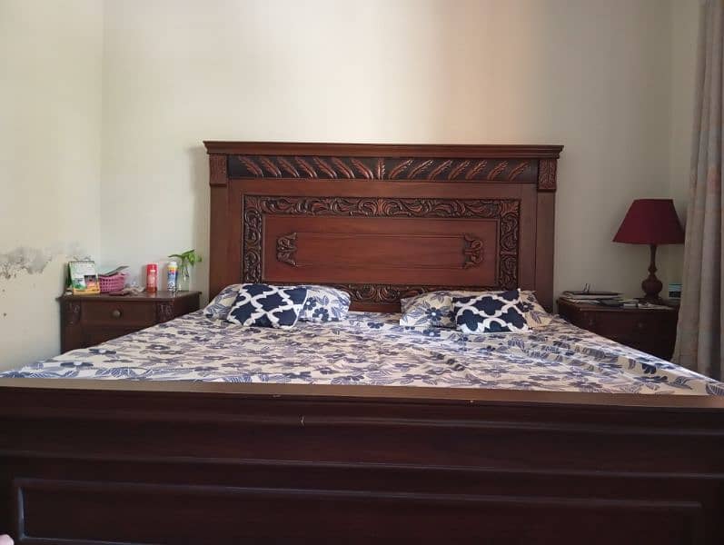 Double Bed Available for Sale 1