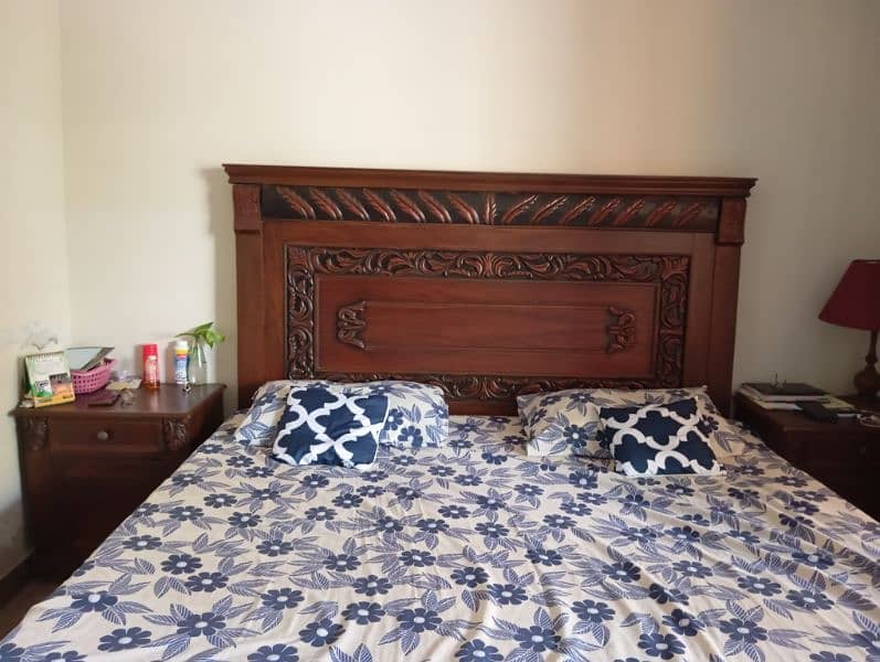 Double Bed Available for Sale 5