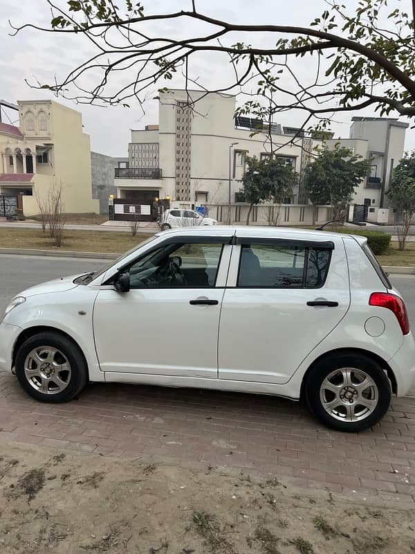 Suzuki Swift 2012 For Sale 3