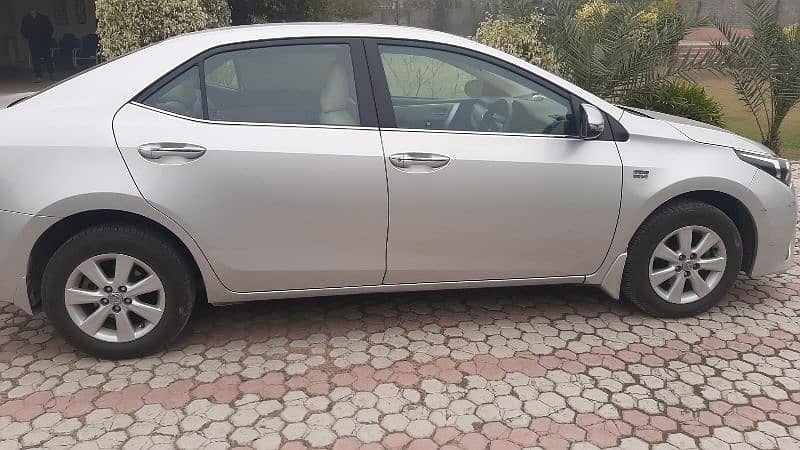 Toyota Corolla 1.8 Altis 2017 5