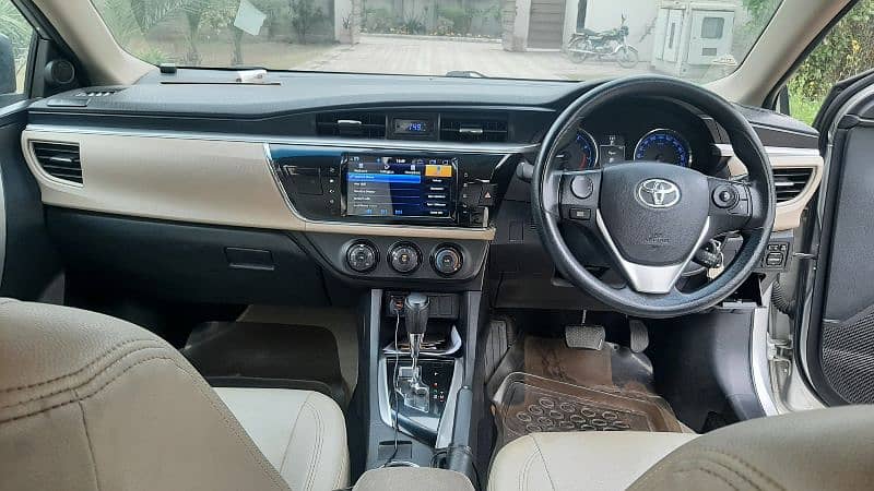 Toyota Corolla 1.8 Altis 2017 8