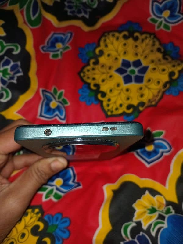 bilkul saf condition ha bahi All ok 4 gb ram/64 gbmemry model redmi A3 2