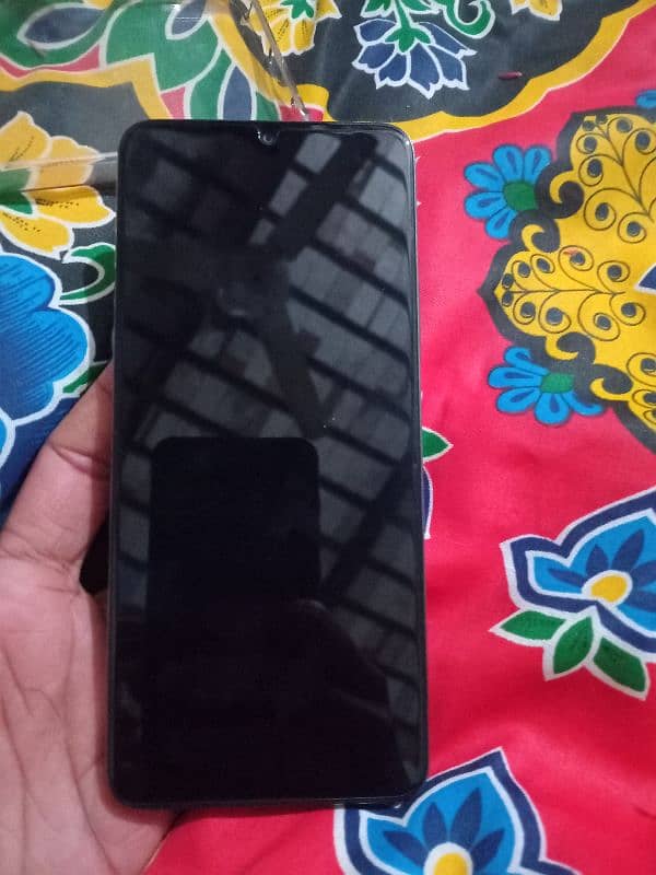 bilkul saf condition ha bahi All ok 4 gb ram/64 gbmemry model redmi A3 7