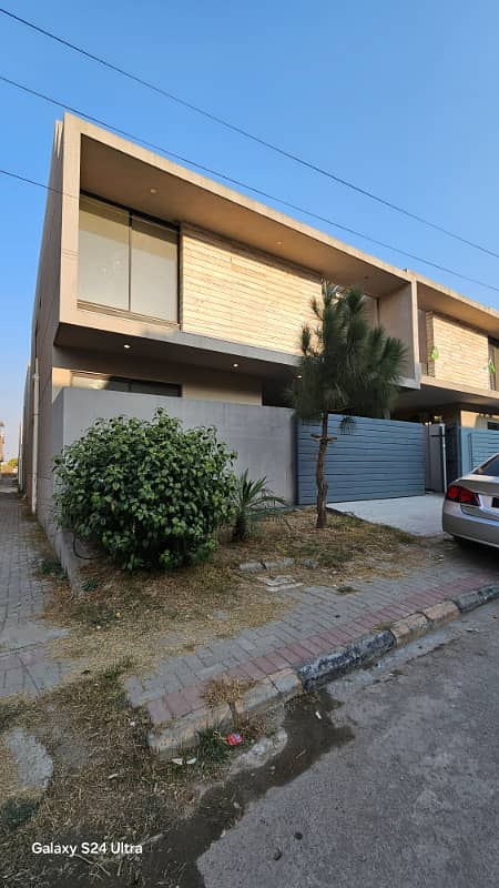 7 marla short corner house Available For Sale 0