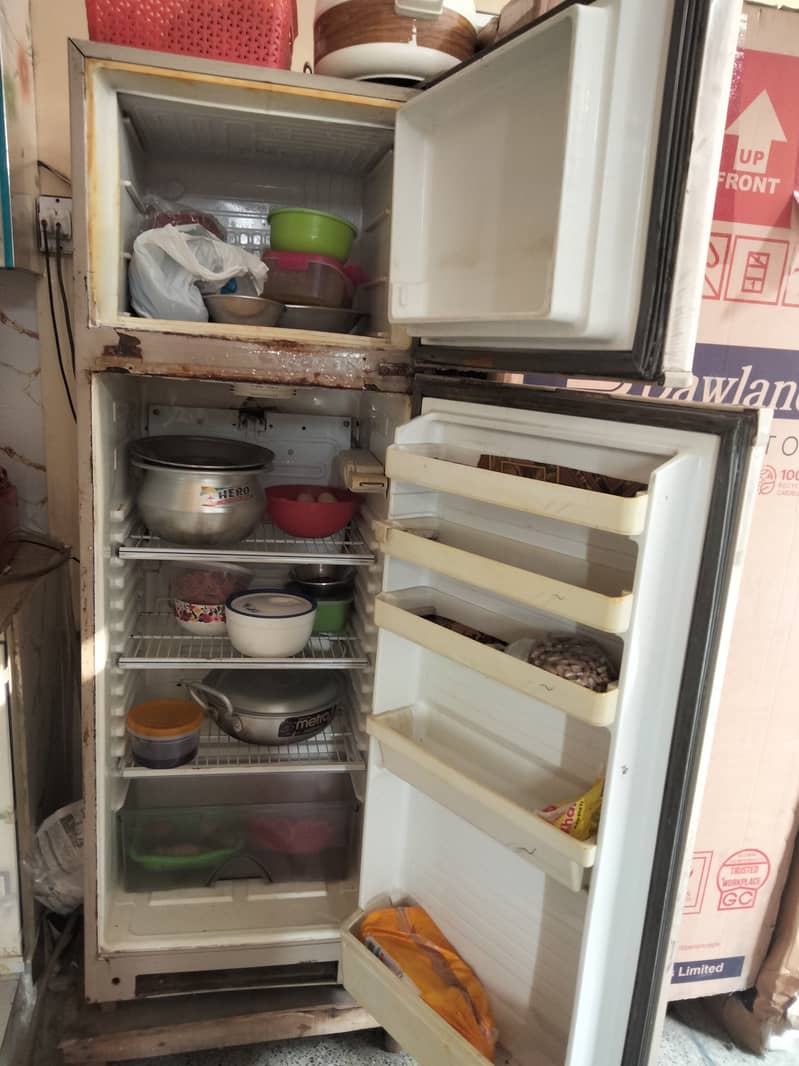 Used Dawlance refrigerator medium size 3