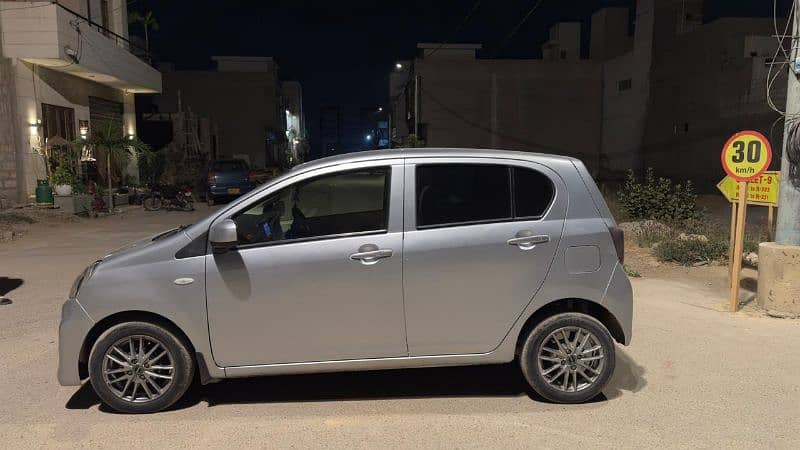 Daihatsu Mira 2014 4