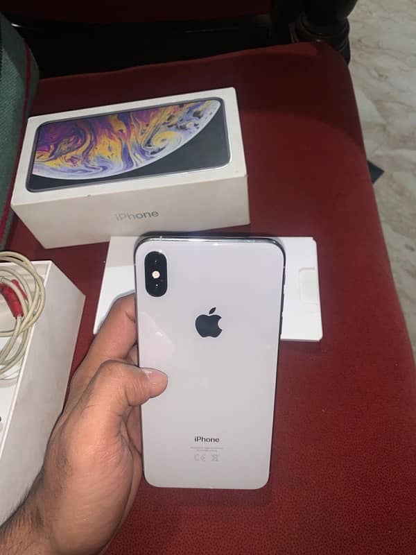 IPhone XsMax 64gb batery health 82 face id true tone ok 2