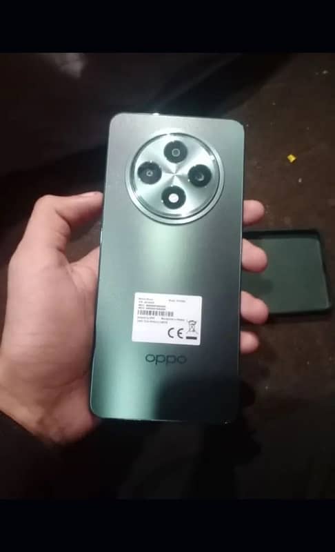 oppo reno 12f 4G Ram 8 rom 256gb gray color duba charger original 2