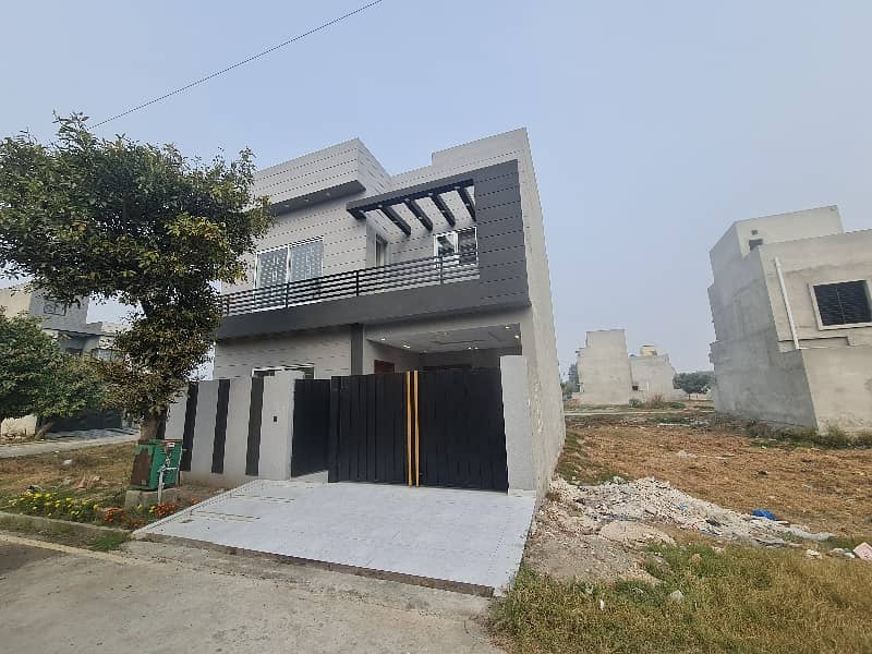 5.75 Marla Beautiful Luxury House Phase 2 Block A New Lahore City Canal Road For Sale 0