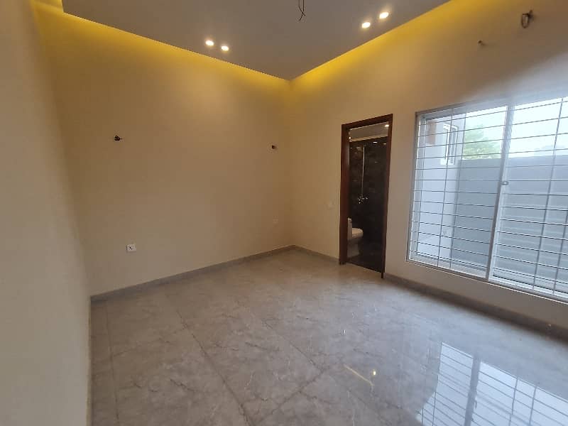 5.75 Marla Beautiful Luxury House Phase 2 Block A New Lahore City Canal Road For Sale 21