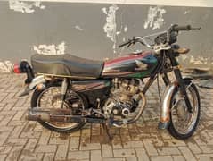 Honda 125 14model good condition