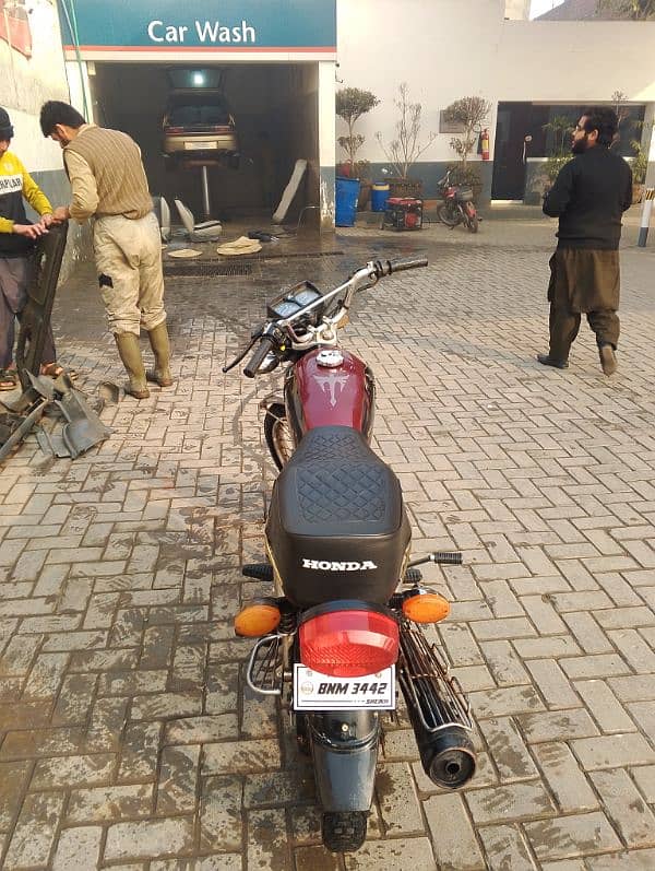 Honda 125 14model good condition 1