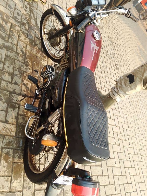 Honda 125 14model good condition 5