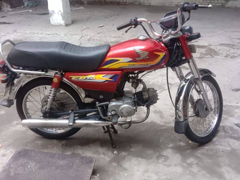 bike sell krni Hy new Leni Hy is leay 2