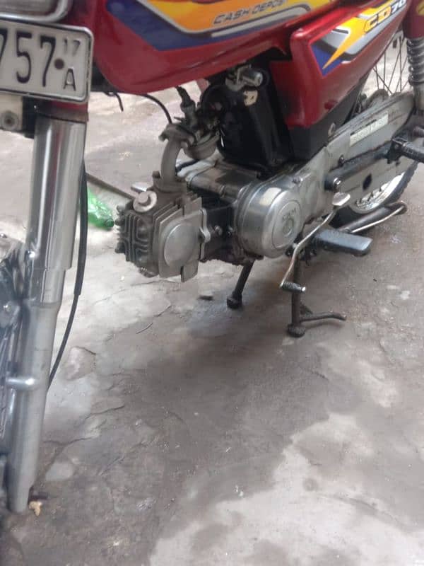 bike sell krni Hy new Leni Hy is leay 3