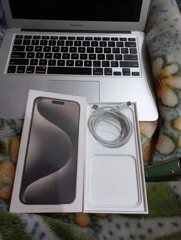 iphone 15 pro max 256 PTA 1