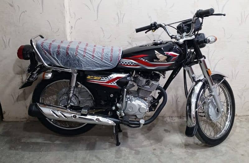 Honda CG 125 First owner KHI num 03278228900 2