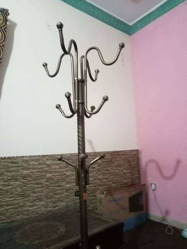 Steel Coat hanging stand 1