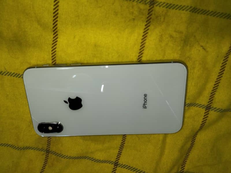 iPhone x condition 9/10 256 jazz sim chalti hai 2