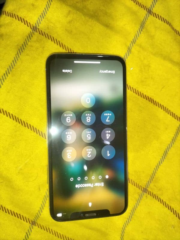 iPhone x condition 9/10 256 jazz sim chalti hai 8