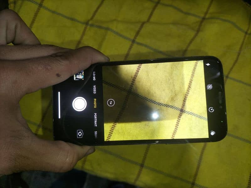 iPhone x condition 9/10 256 jazz sim chalti hai 11