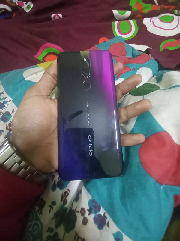 Oppo F11 pro 128Gb 0