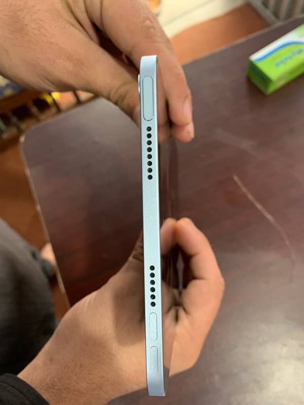 iPAD MINI 7 (A17 pro chip) 4