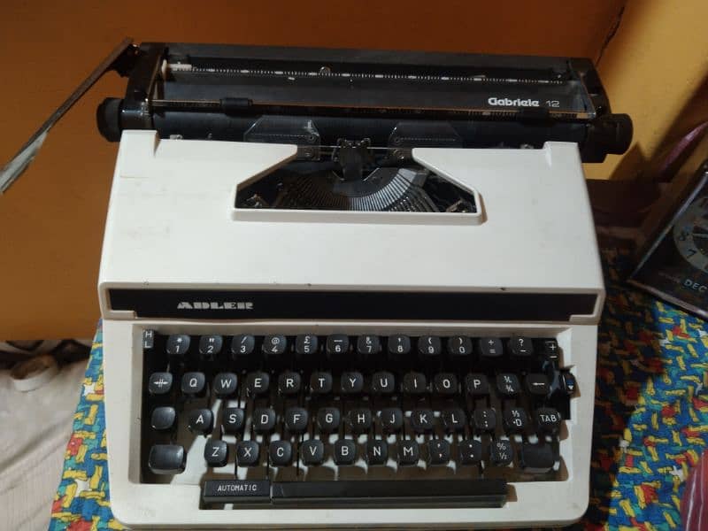 Japanese Typewriter condition 10/10 1