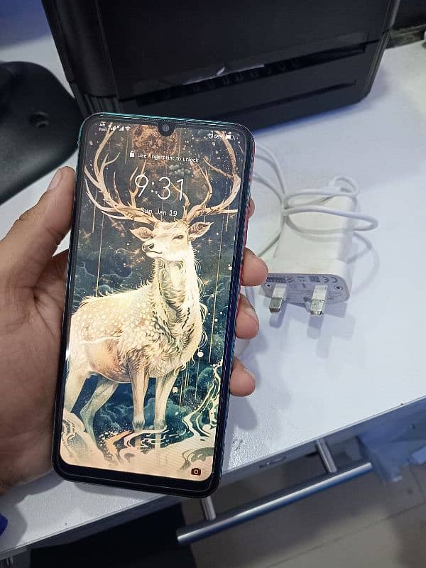 Huawei y6p with orignal chrgr 64gb 5