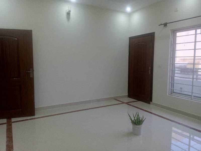 10 Marla Upper Portion for Rent 8