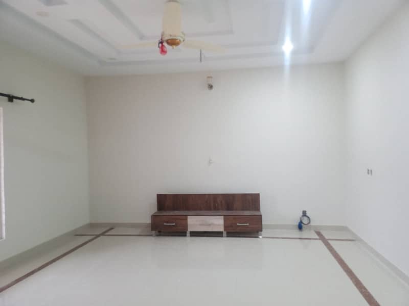 10 Marla Upper Portion for Rent 14