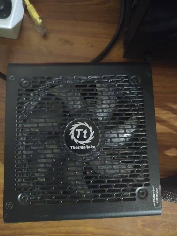 Thermaltake Smart RGB PSU 700 Watt 80+ 1