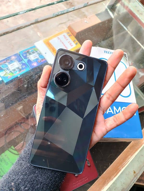 Tecno Camon 20 2