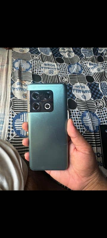 One Plus 10 pro 2sim Official PTA koi fault ni box charger original 0