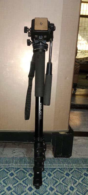 Tripod+Monopod for sale in excellent condition. . 03135416029. . 1