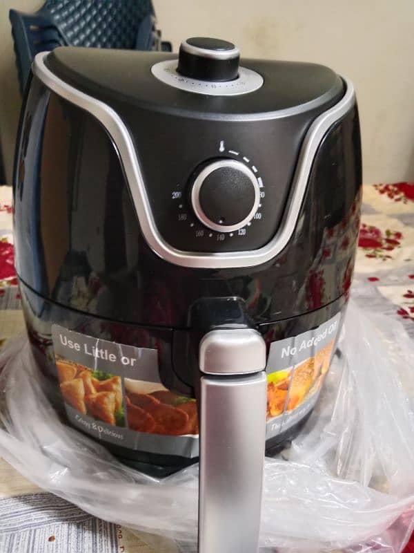 air fryer is for sell. it's new . just need money. 3