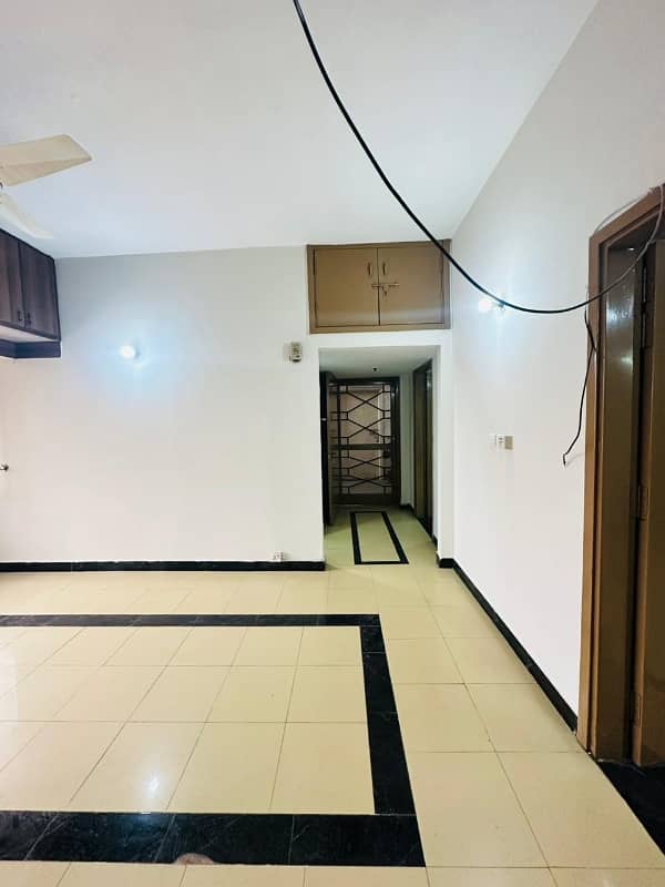 G-11/4 FGEHA E-Type Fully Renovated Flat For Rent 3