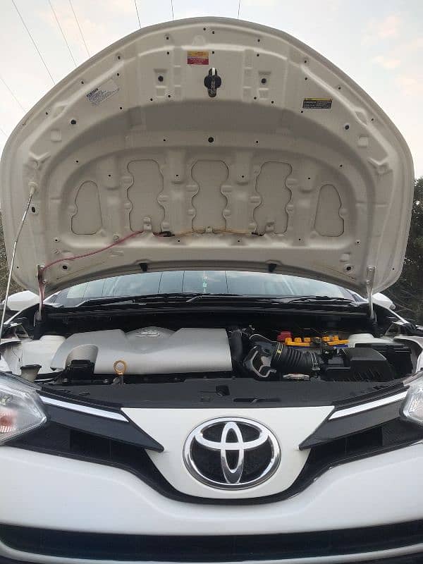 Toyota Yaris 2020 5