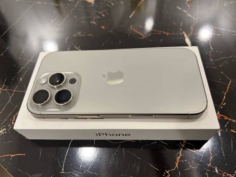 Iphone 16 Pro Natural Titanium 0