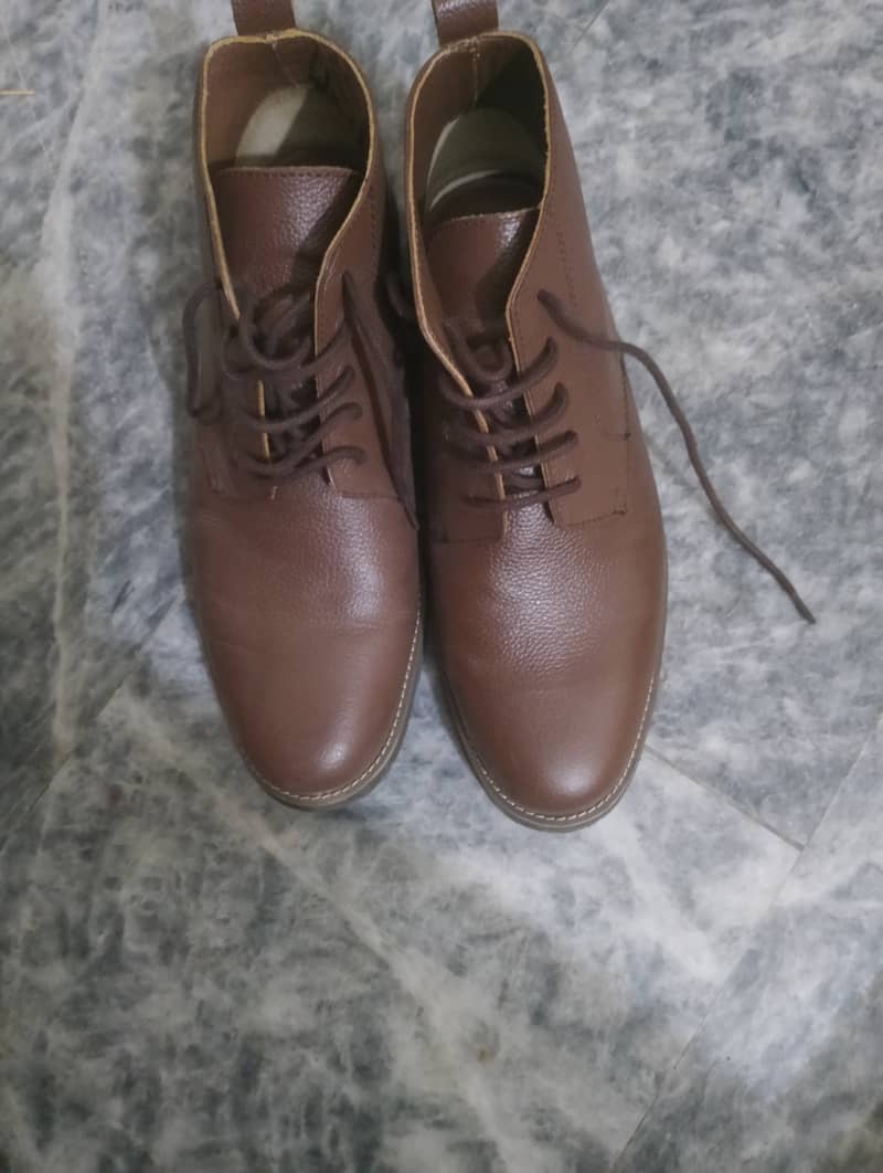 Size UK 42  Brand new cow leather shoes with very fine sole . 2