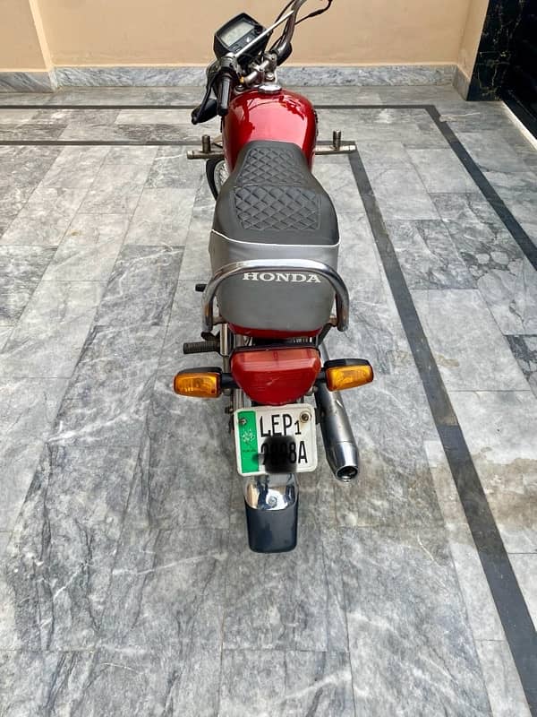 honda cd 70 condition 10by 10 4