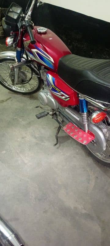 Honda 125 Jis bhai ko cahiye rabta kar sakta hy 11