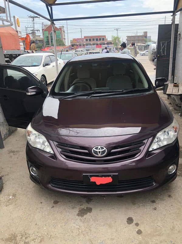 Toyota Corolla Altis 2012 1