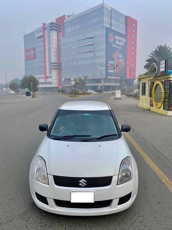 Suzuki Swift 2011 DLX 3