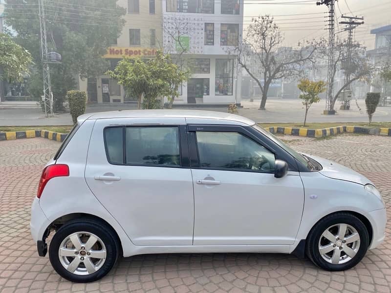 Suzuki Swift 2011 DLX 7