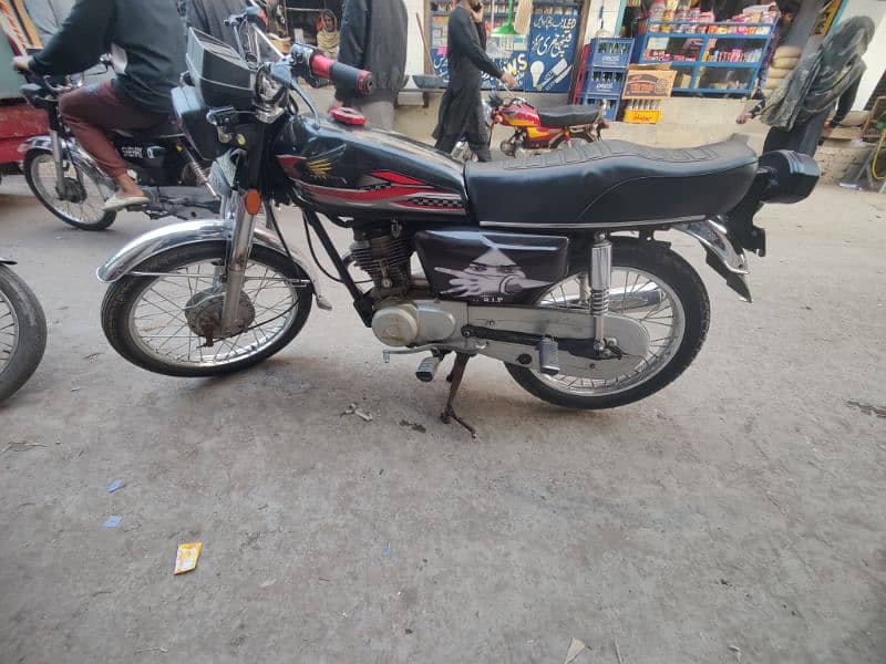 Honda 125 Full new 1